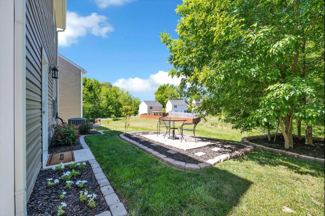 Cozy Home Close To Airport, Downtown, & Us Whitewater Center 샬럿 외부 사진