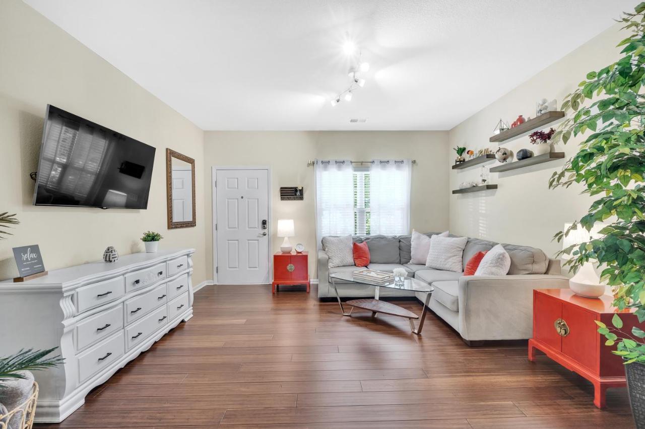Cozy Home Close To Airport, Downtown, & Us Whitewater Center 샬럿 외부 사진
